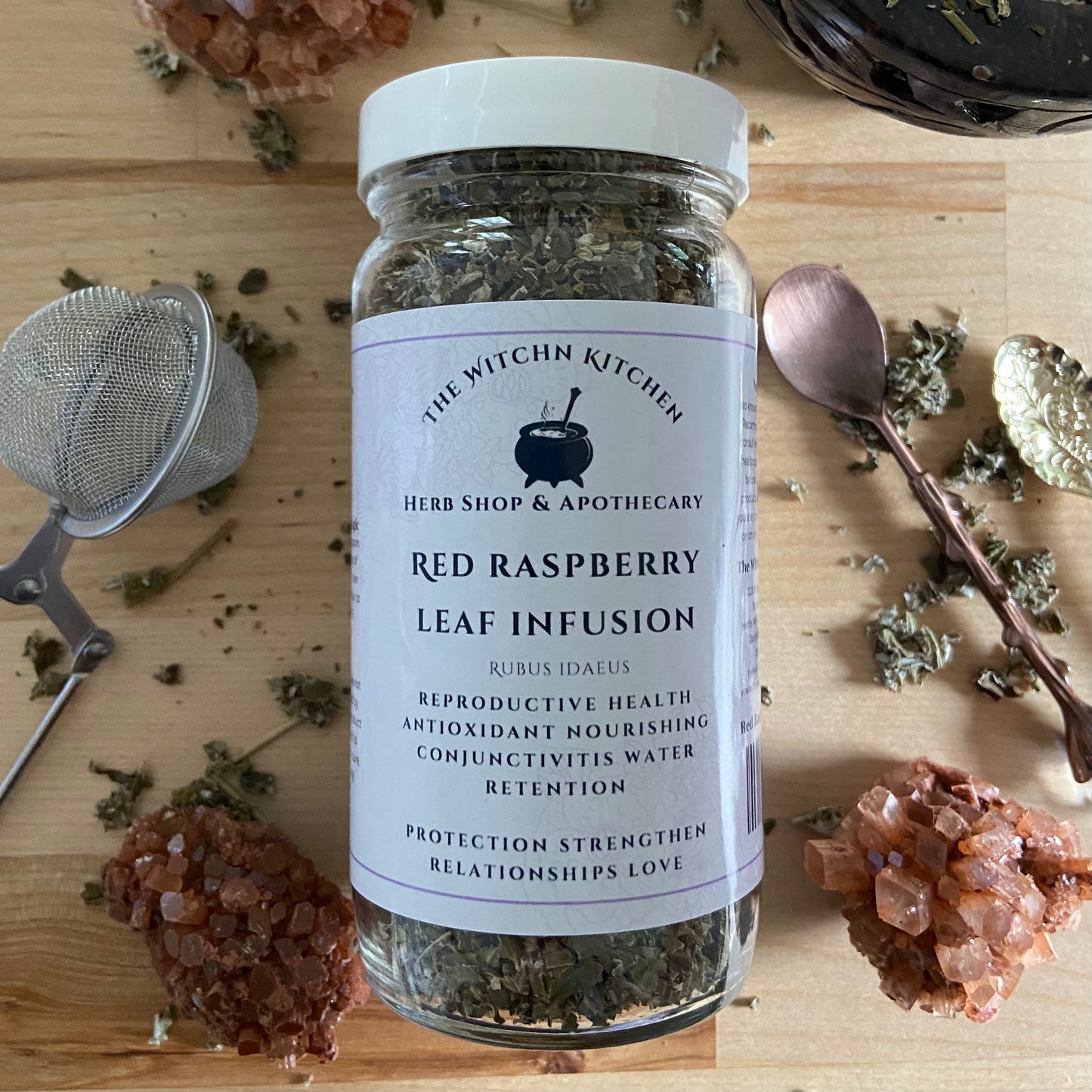 Red Raspberry Leaf Herbal Infusion